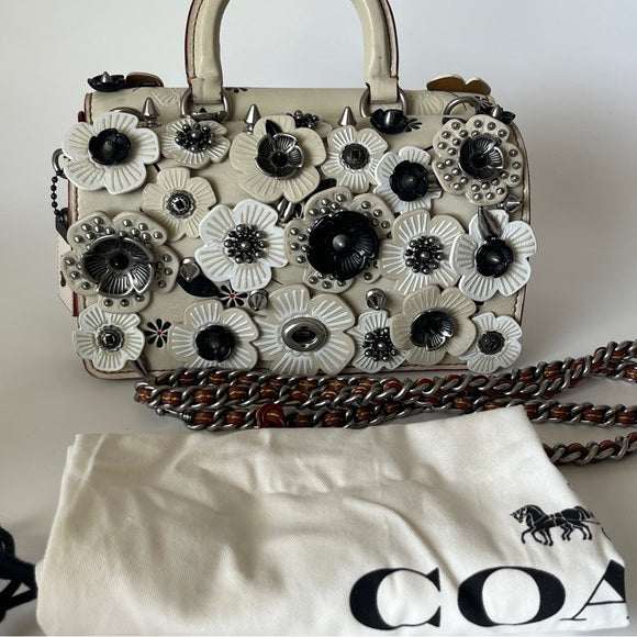 Coach Double Dinky With Chalk Wild Tea Rose 1941 Runway Collection