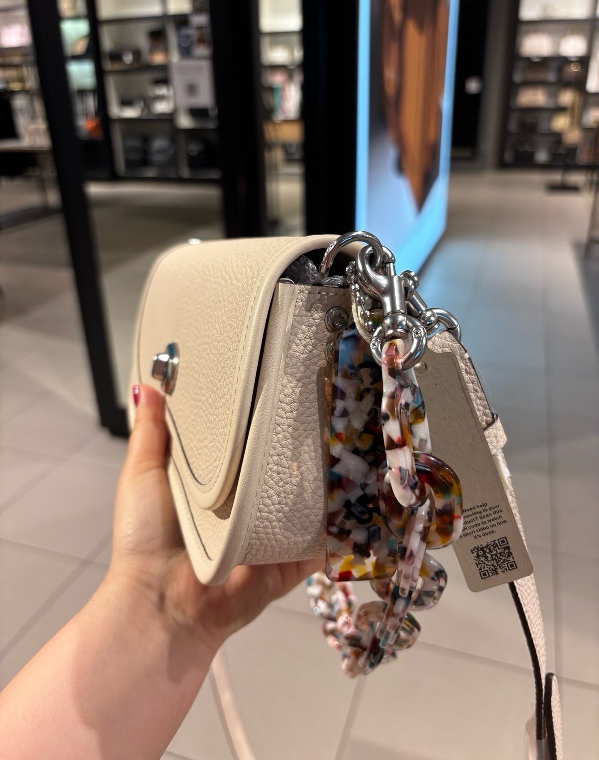 NWT Coach Wavy Dinky In Coachtopia Leather Cloud CW807