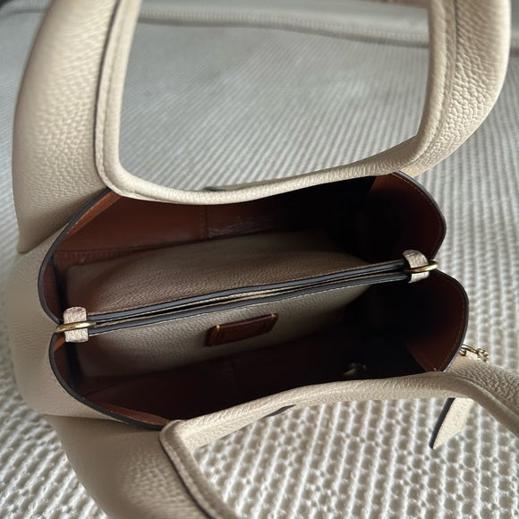 COACH Lana Shoulder Bag 23 Ivory