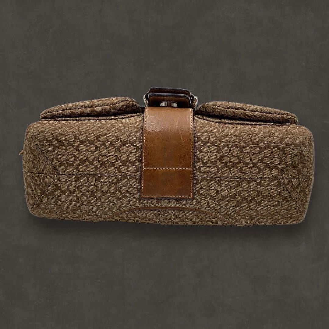 coach signature Flap Soho Shoulder bag beige brown 624