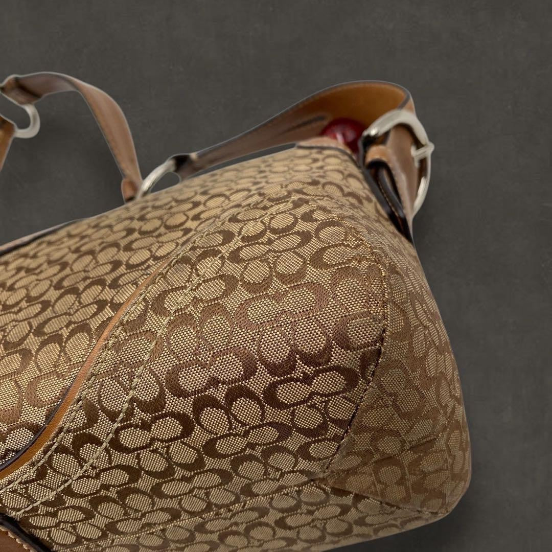 coach signature Flap Soho Shoulder bag beige brown 624