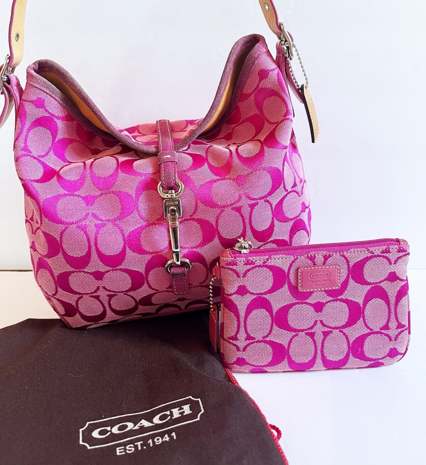 Coach Vintage Pink Signature Suede Hampton Clip Hobo Baguette Bag Purse Y2K Rare