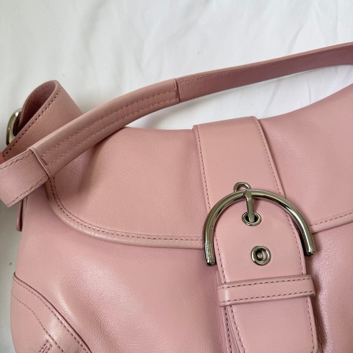 Vintage Coach soho light pink