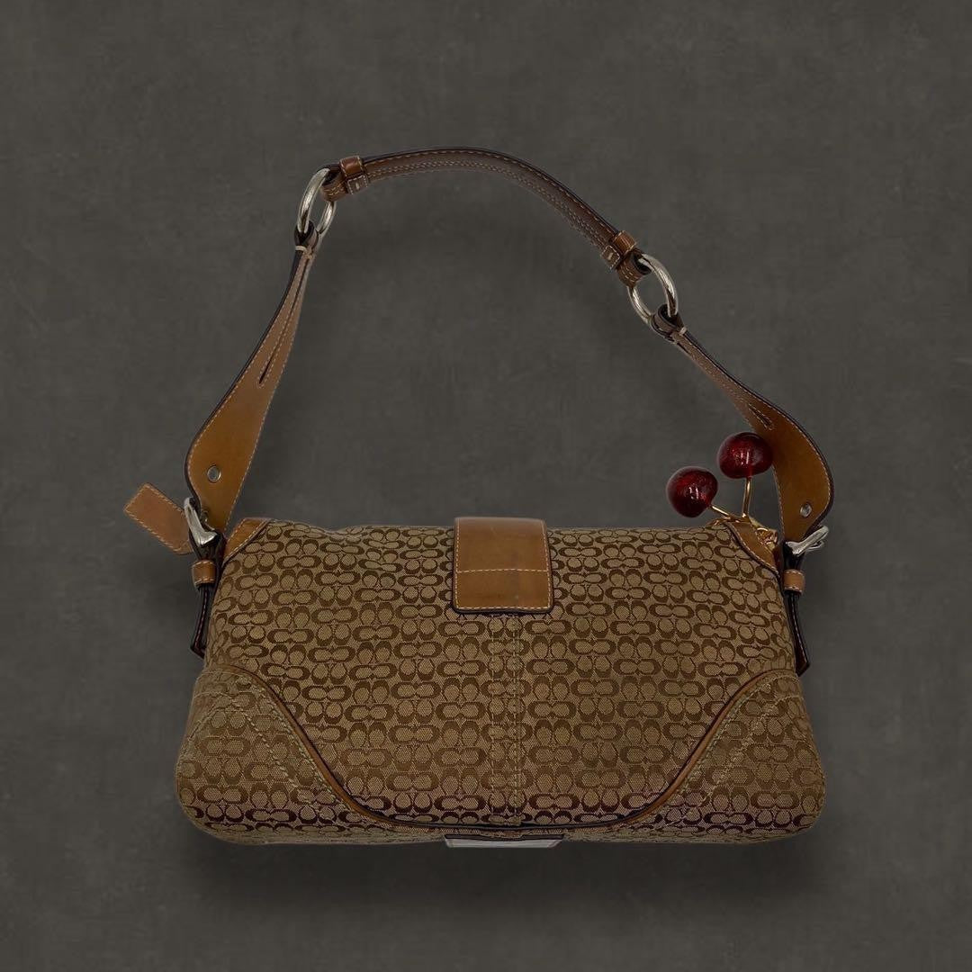 coach signature Flap Soho Shoulder bag beige brown 624