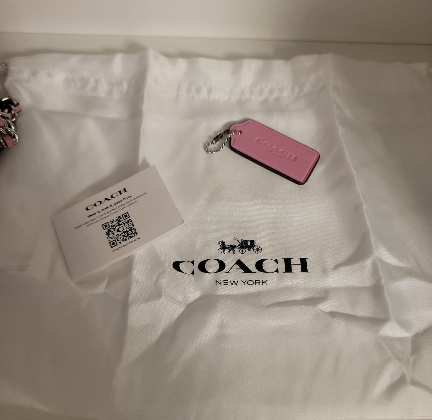 Coach quilted tabby 20 (Vivid Pink)