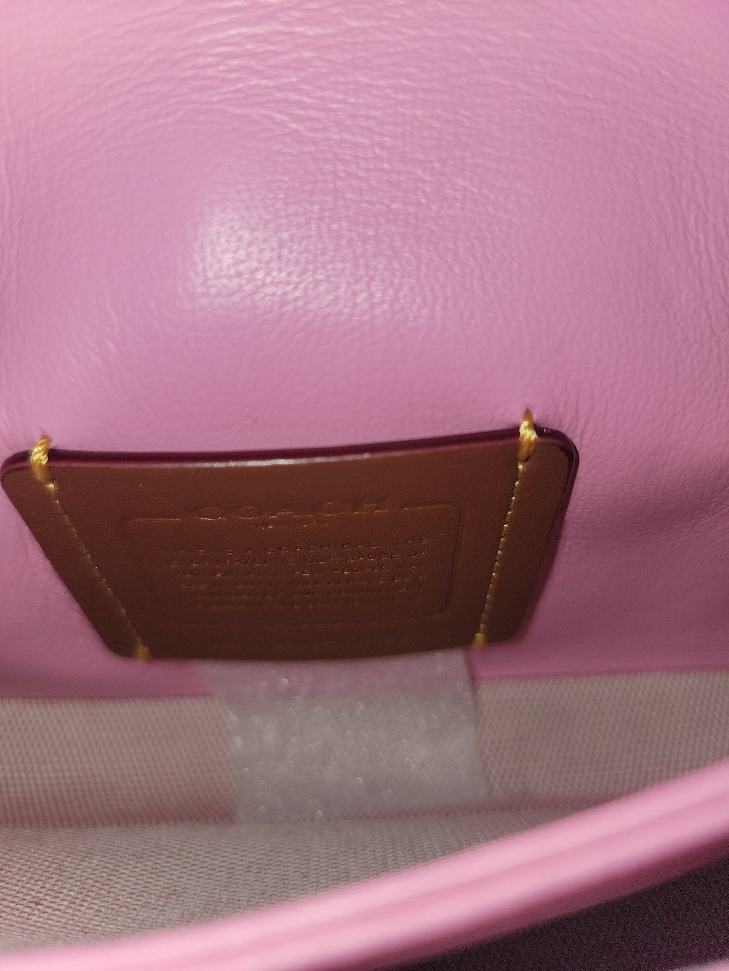Coach quilted tabby 20 (Vivid Pink)