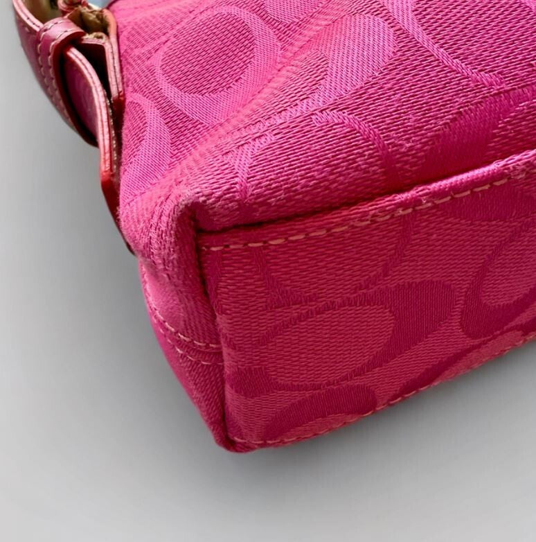 Coach Y2K Pink Hampton Signature East West Demi Baguette Shoulder Bag 6371 China