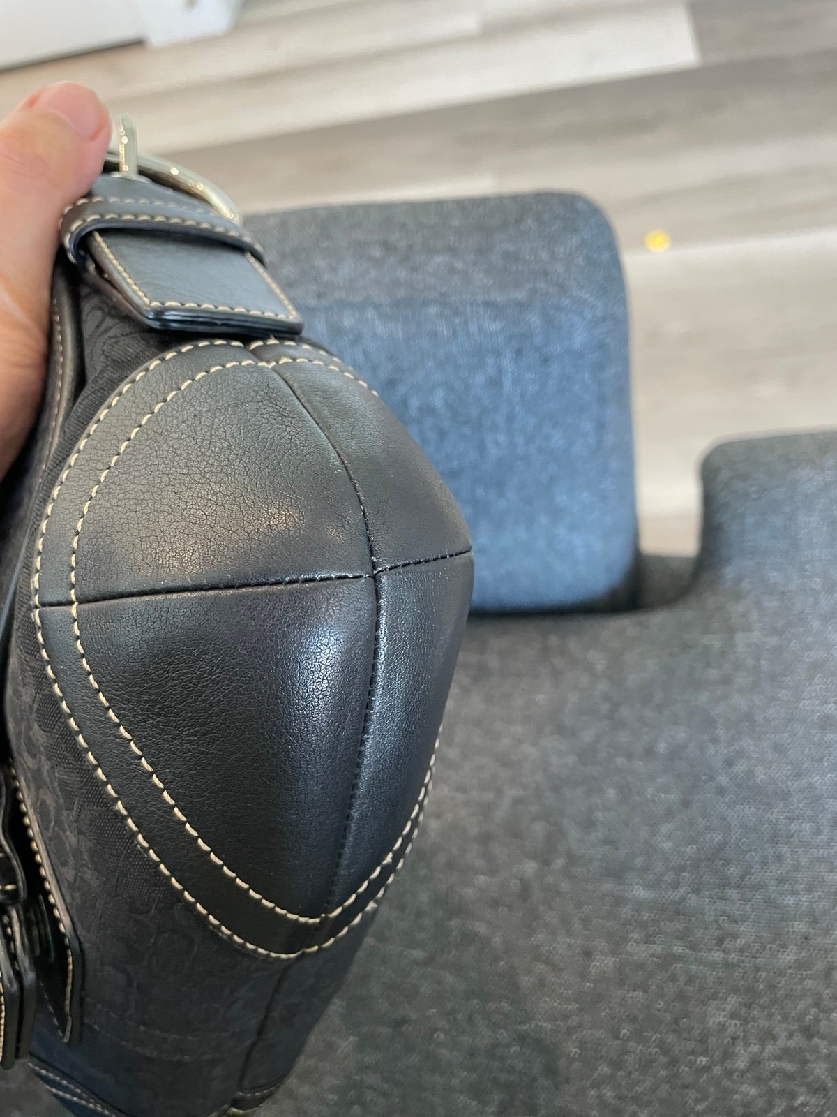 Coach c signature black mini soho