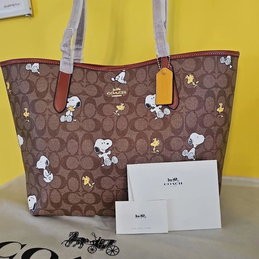 Coach Peanuts Snoopy CF166 Khaki Redwood Multi Tote Bag